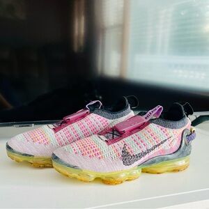Nike Air VaporMax 2020 Flyknit Violet Ash Multicolor women’s size 6.5y